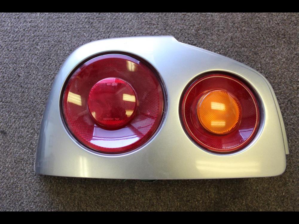 NISSAN SKYLINE R 34 TAIL LIGH ASSEMBLIES AND COVER SET JDM R-L OEM : Image 3