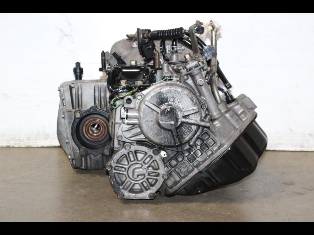 JDM USED 1983-1994 1.8L MISTUBISHI 4G37 MANUAL TRANSMISSION : Image 3