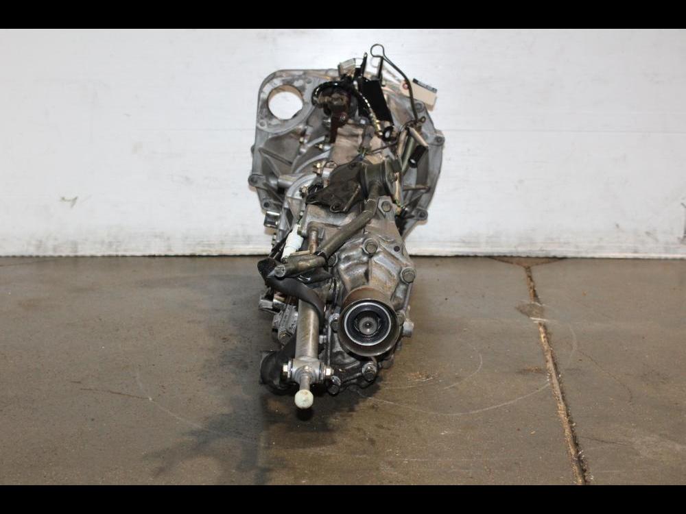 JDM SUBARU LEGACY 1996-1998 5 SPEED EJ205 2.0L AWD MANUAL TRASNMISSION : Image 4