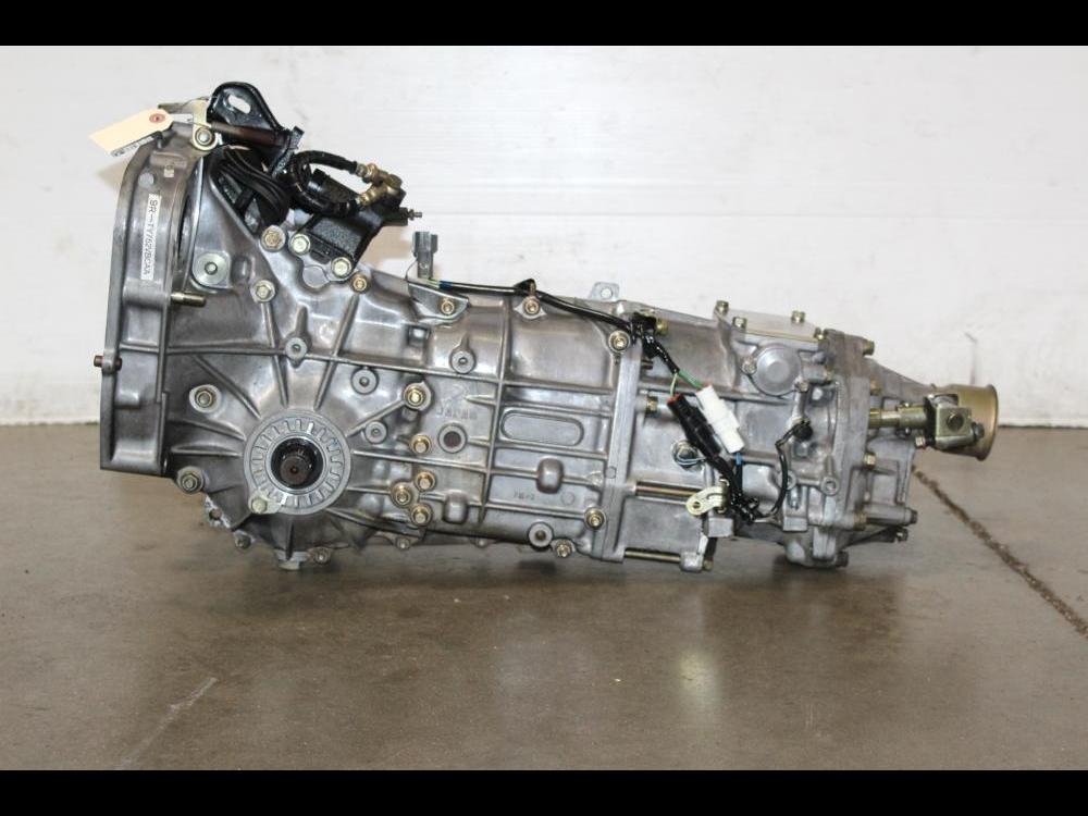 JDM USED EJ20 AWD LAGACY 5SPEED MANUAL TRANSMSSION IN STOCK: Image 2