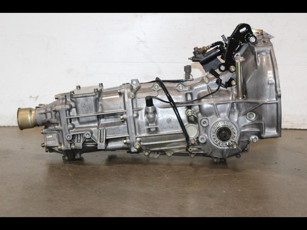 JDM USED EJ20 AWD LAGACY 5SPEED MANUAL TRANSMSSION IN STOCK: Image 4